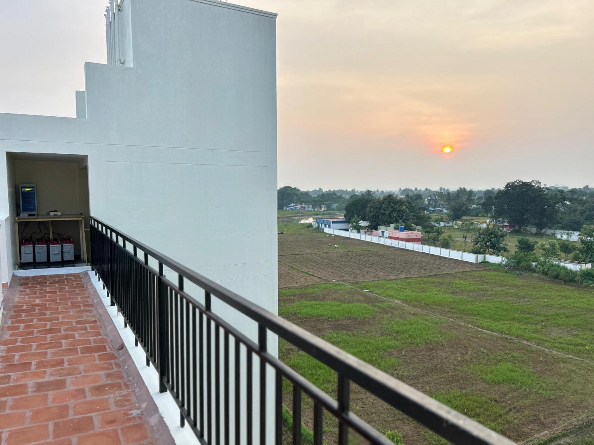 Homestay Gold Mountain *